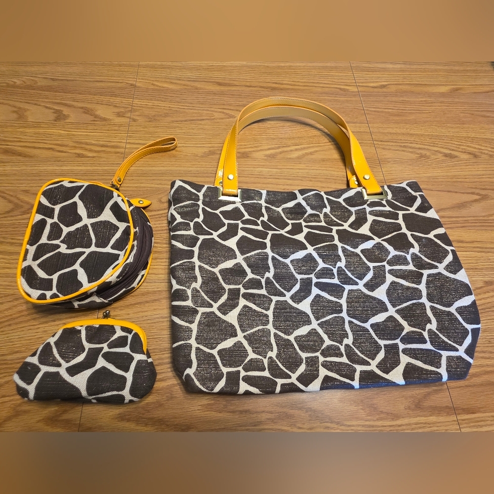 Coldwater Creek Giraffe-Print 3 Piece Purse Set With Yellow Handles & Trim